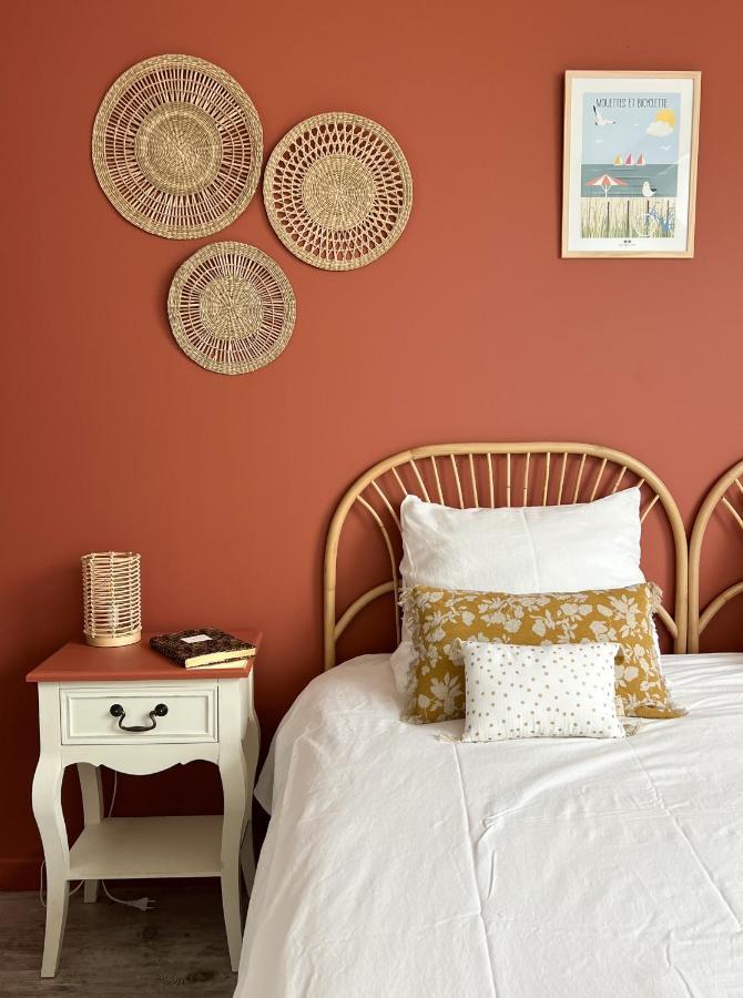 Parenthese Bed & Breakfast Le Vivier-sur-Mer Exterior photo